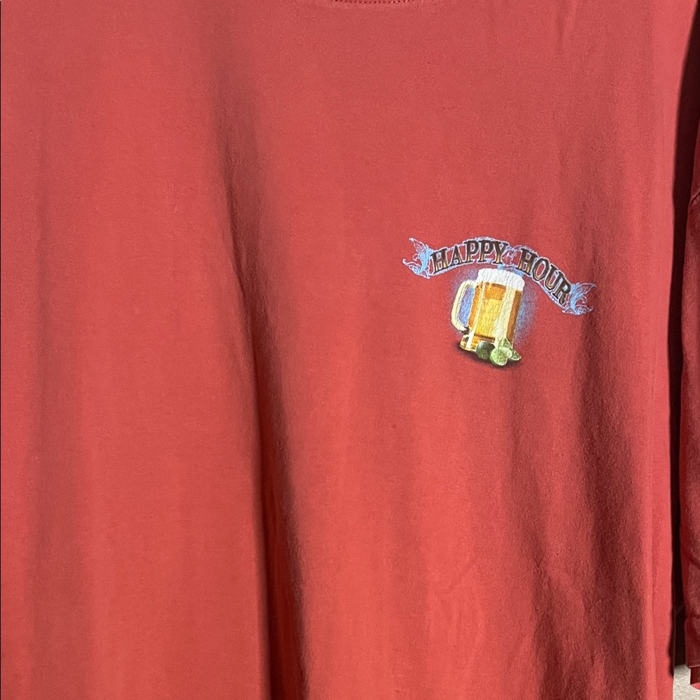 😄Vintage Happy Hour Tshirt paradise shores